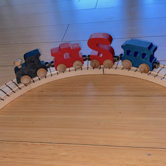 Maple Landmark Train set plus S - Picture 2 of 2